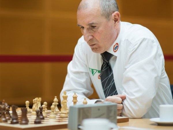 Schachbundesliga: Der Geschäftsführende Gesellschafter der UKA-Gruppe Gernot Gauglitz im Interview